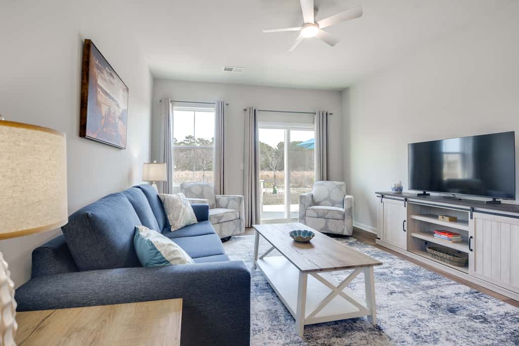 2 Mi to Ocean Isle Beach! Coastal Getaway w/ Patio