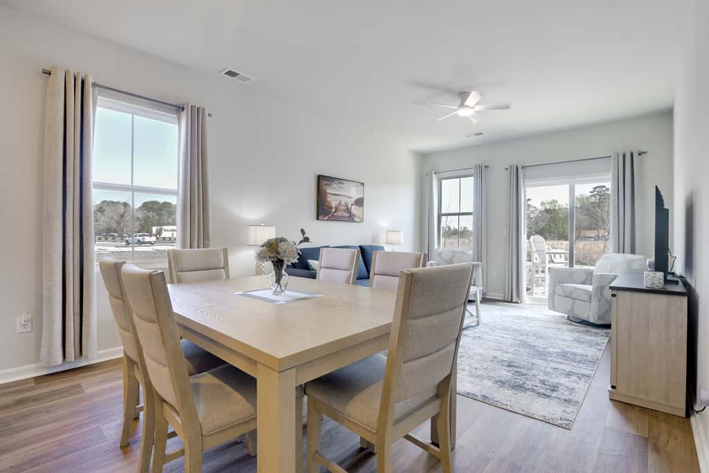 2 Mi to Ocean Isle Beach! Coastal Getaway w/ Patio