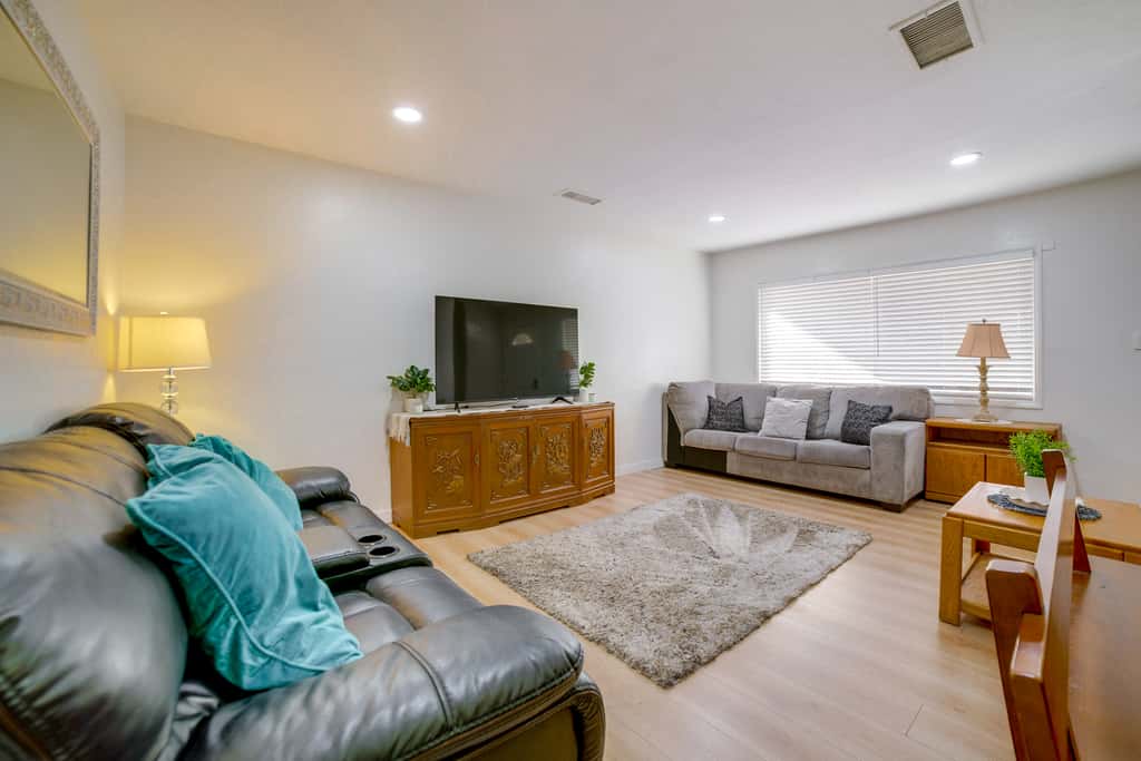 Family-Friendly Home 7 Mi to Dtwn San Bernardino!