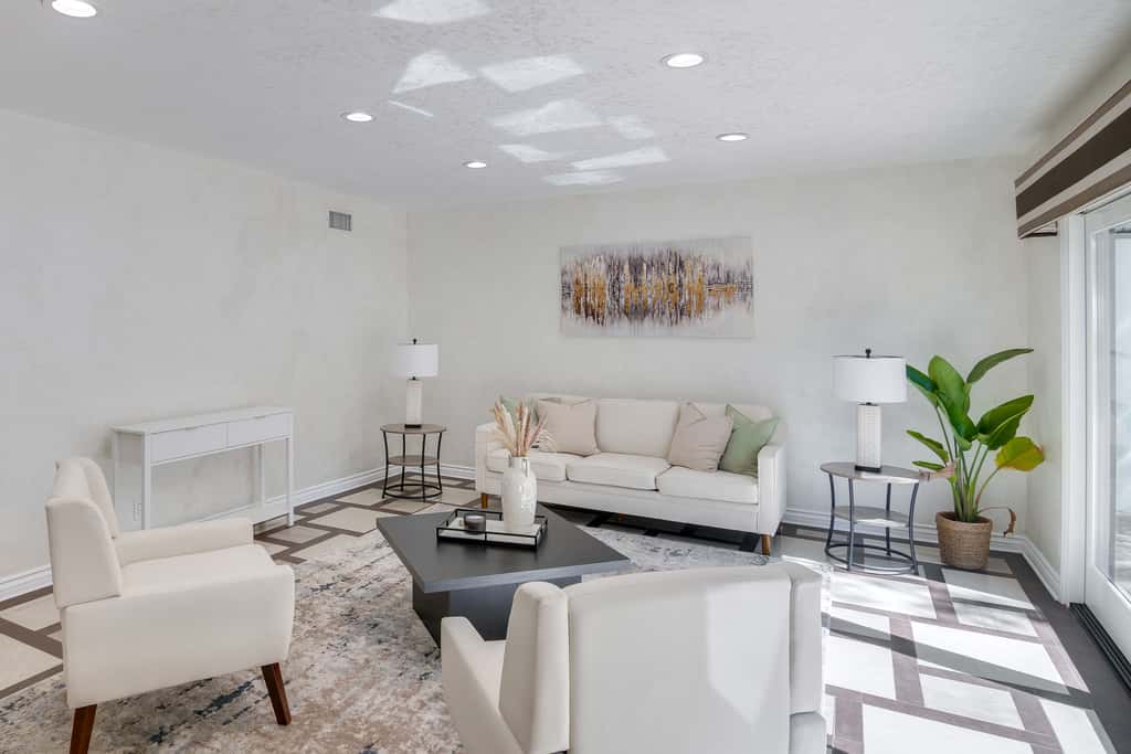< 3 Mi to Westfield Topanga! Extended Stay in LA