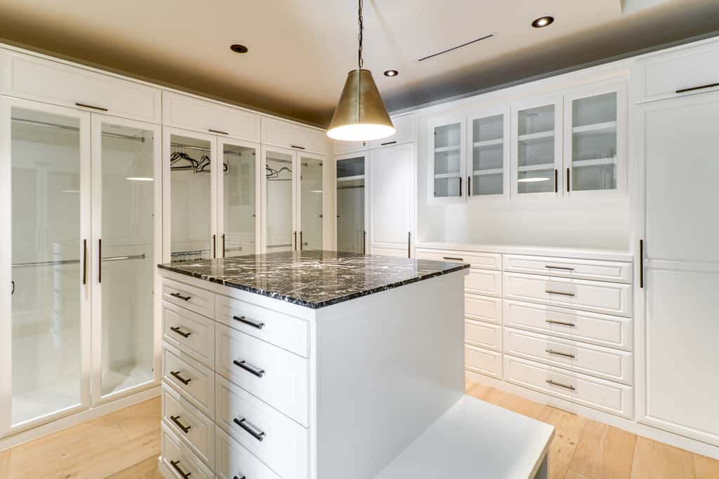 6,000-Sq-Ft Hollywood Hills Home w/ Pool, Hot Tub