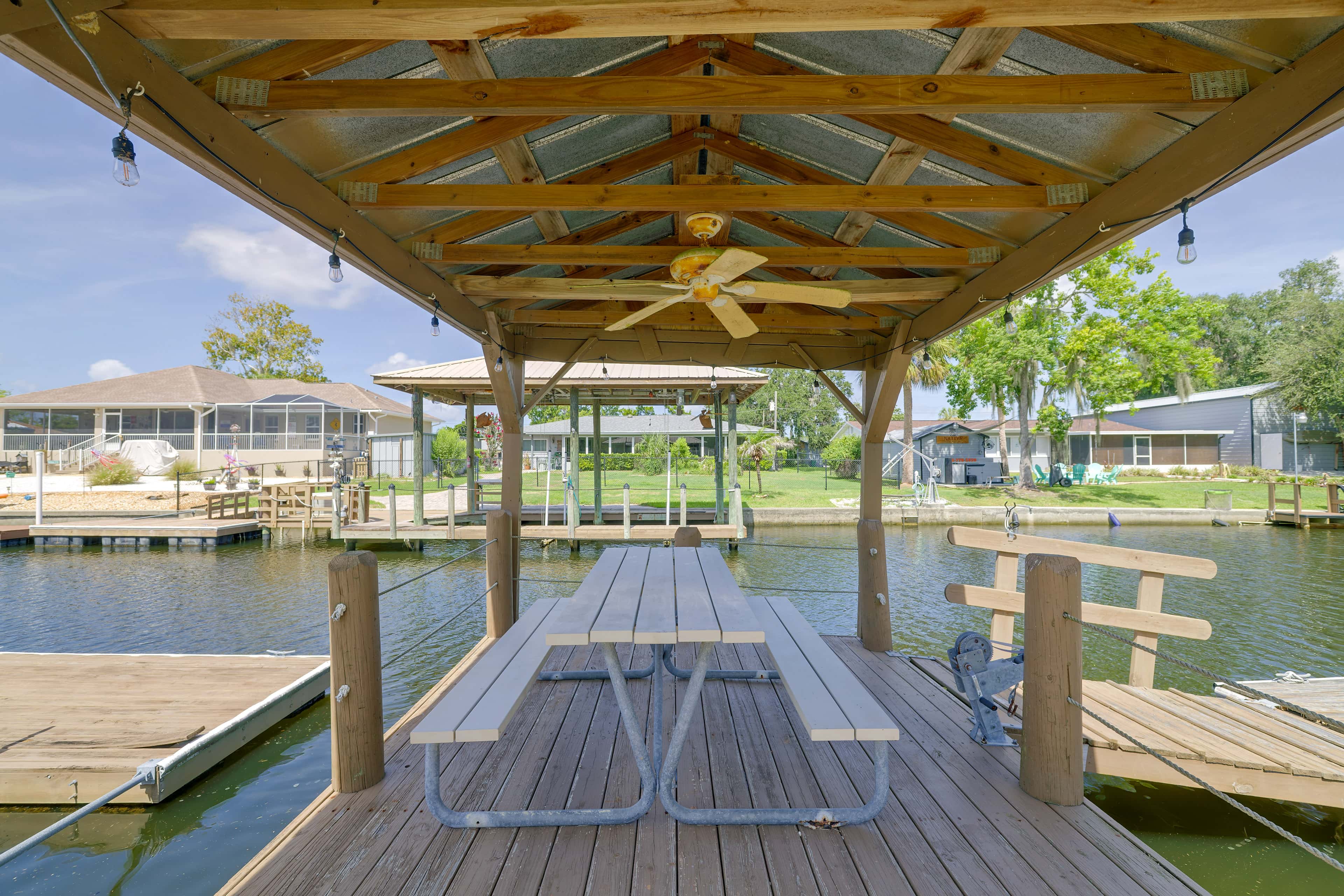 Canal-Front Crystal River Home w/ Boat Dock
