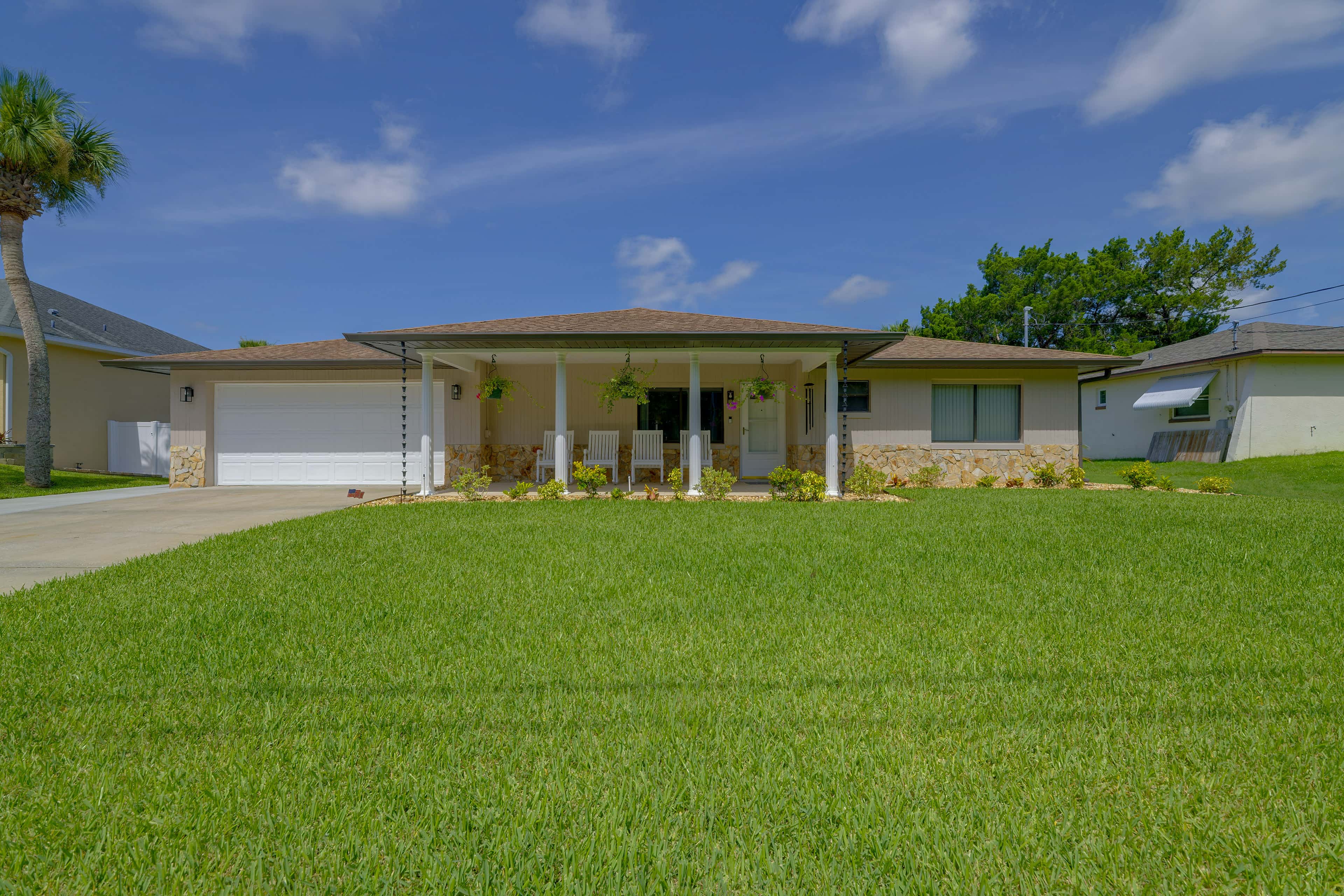 Canal-Front Crystal River Home w/ Boat Dock