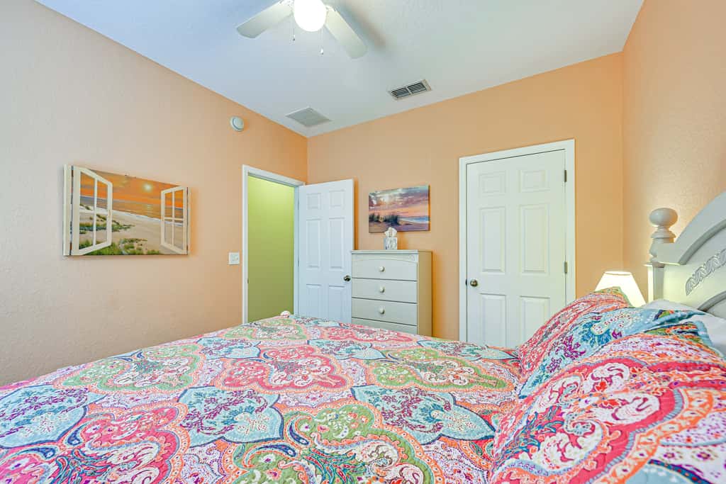 2 Mi to Dtwn Sebring! Pet-Friendly Retreat w/ Yard