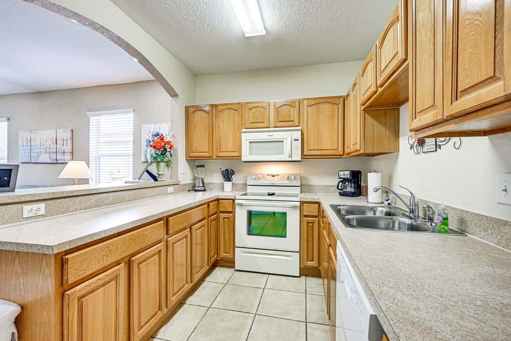 2 Mi to Dtwn Sebring! Pet-Friendly Retreat w/ Yard