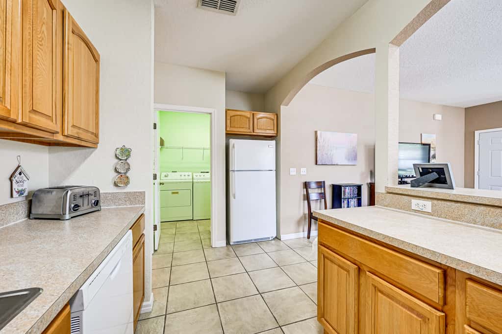 2 Mi to Dtwn Sebring! Pet-Friendly Retreat w/ Yard