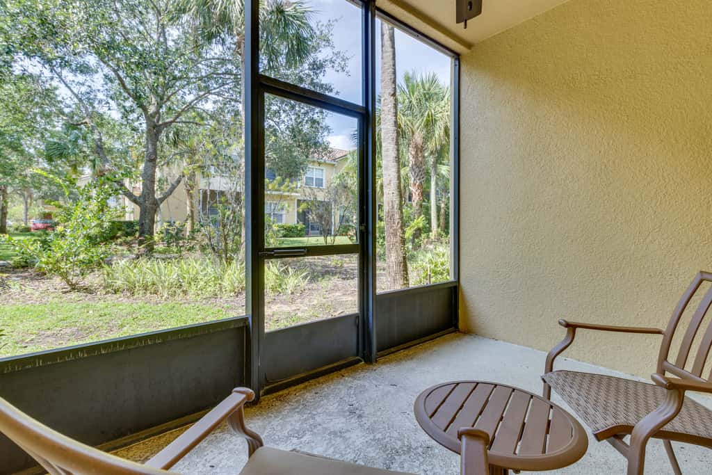 Kissimmee Retreat w/ Pool Access < 4 Mi to Disney!