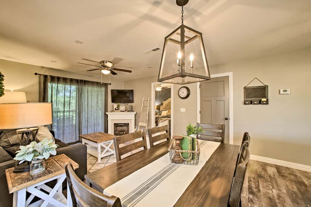 Walk to Table Rock Lake: Condo w/ Pool Access!
