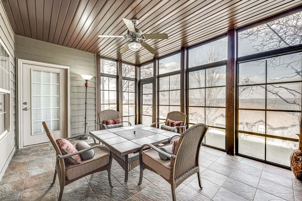 Relax Fireside: Branson West Gem w/ Hot Tub Access