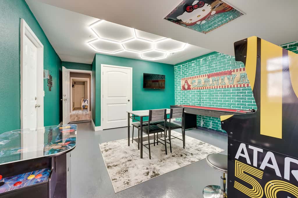 Pet-Friendly Branson Area Home: Hot Tub, Game Room