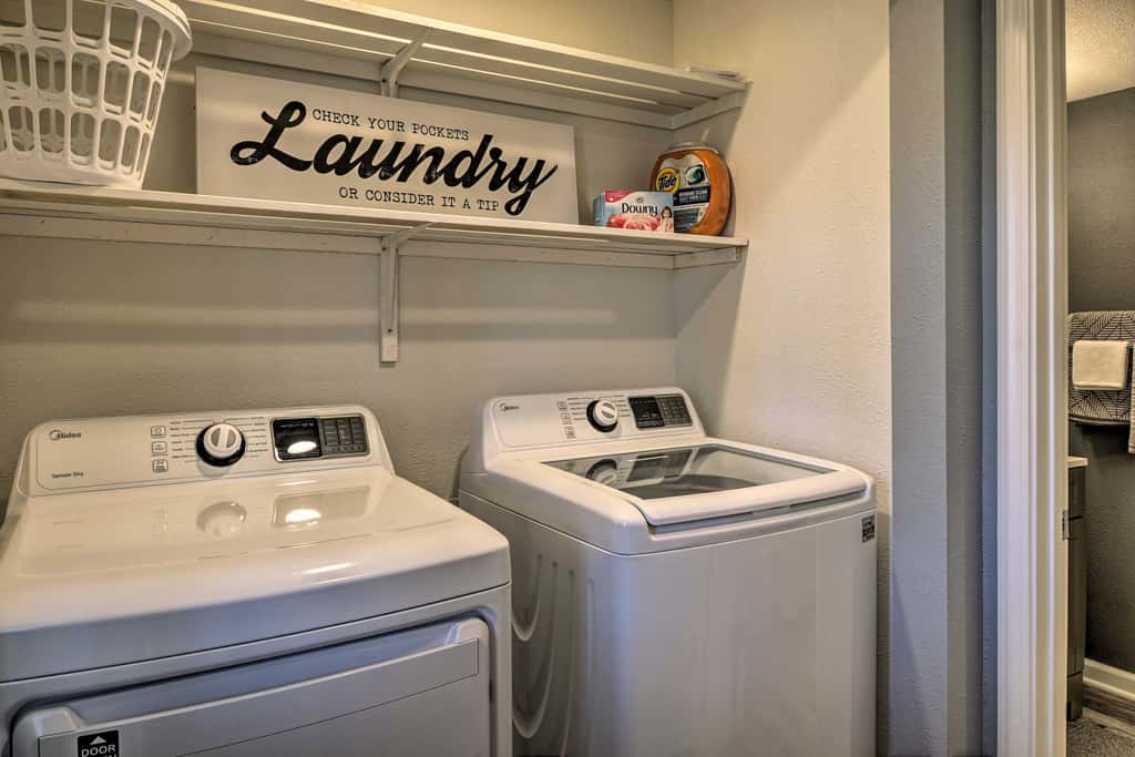 Pet-Friendly Branson Area Home: Hot Tub, Game Room