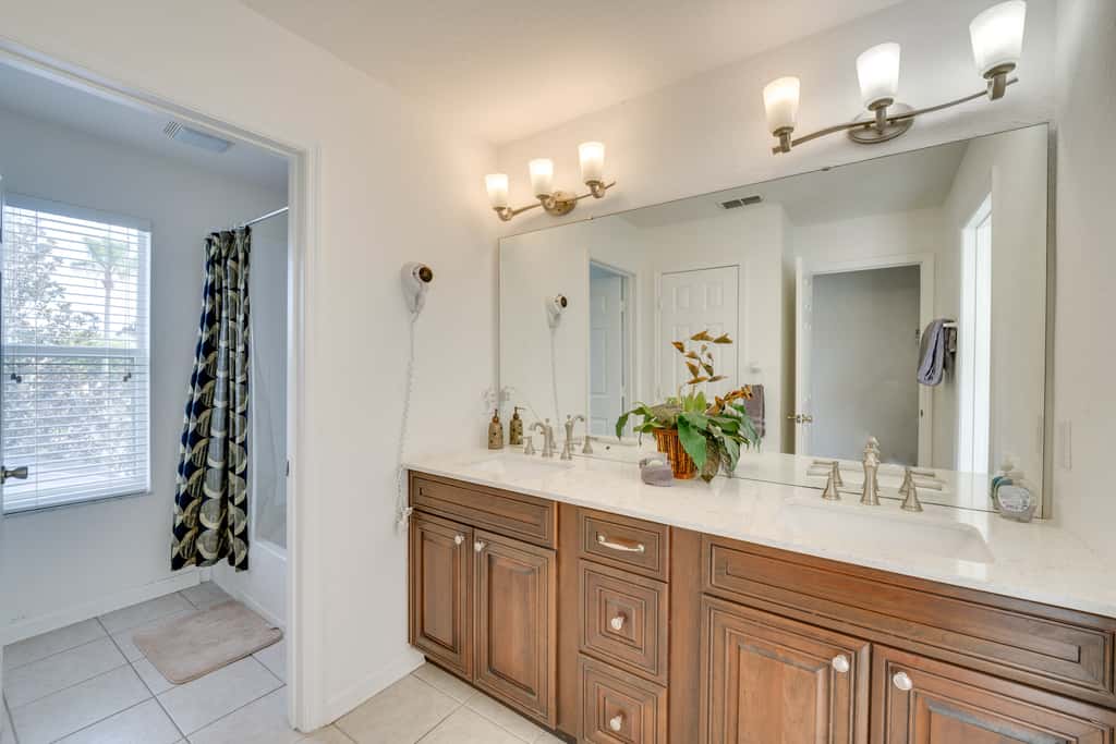 Spacious Home in Gated Resort, 2 Mi to Disney!