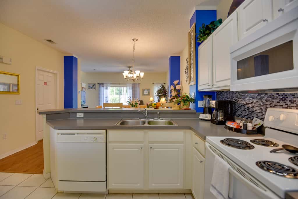 Near Disney & Epic Universe: Home w/ Resort Perks