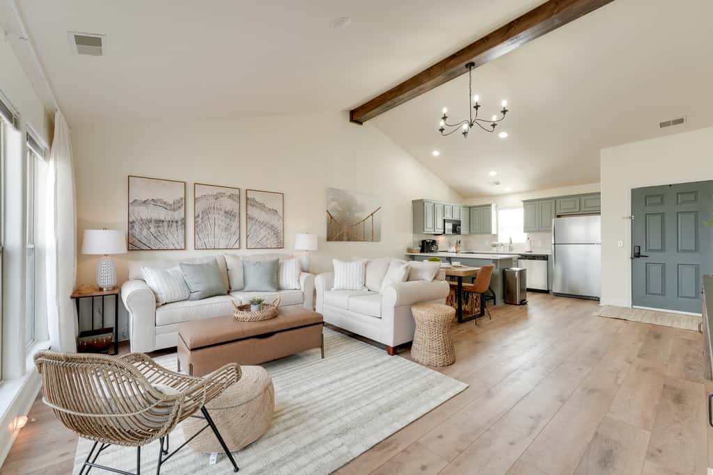 Minutes to SDC | 2 BR Family Retreat