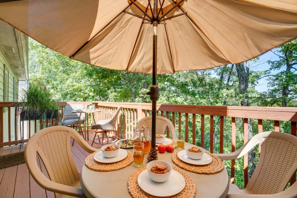 Minutes to SDC | 2 BR Family Retreat