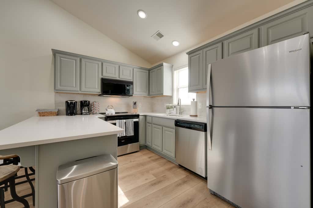Minutes to SDC | 2 BR Family Retreat