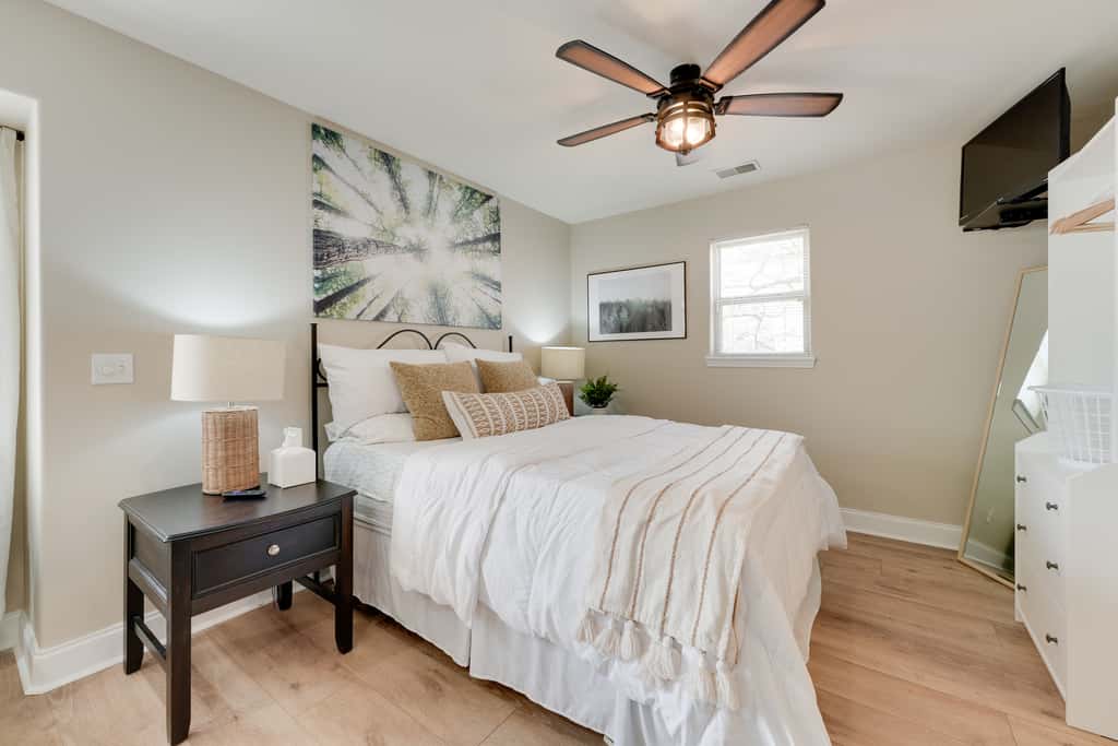 Minutes to SDC | 2 BR Family Retreat