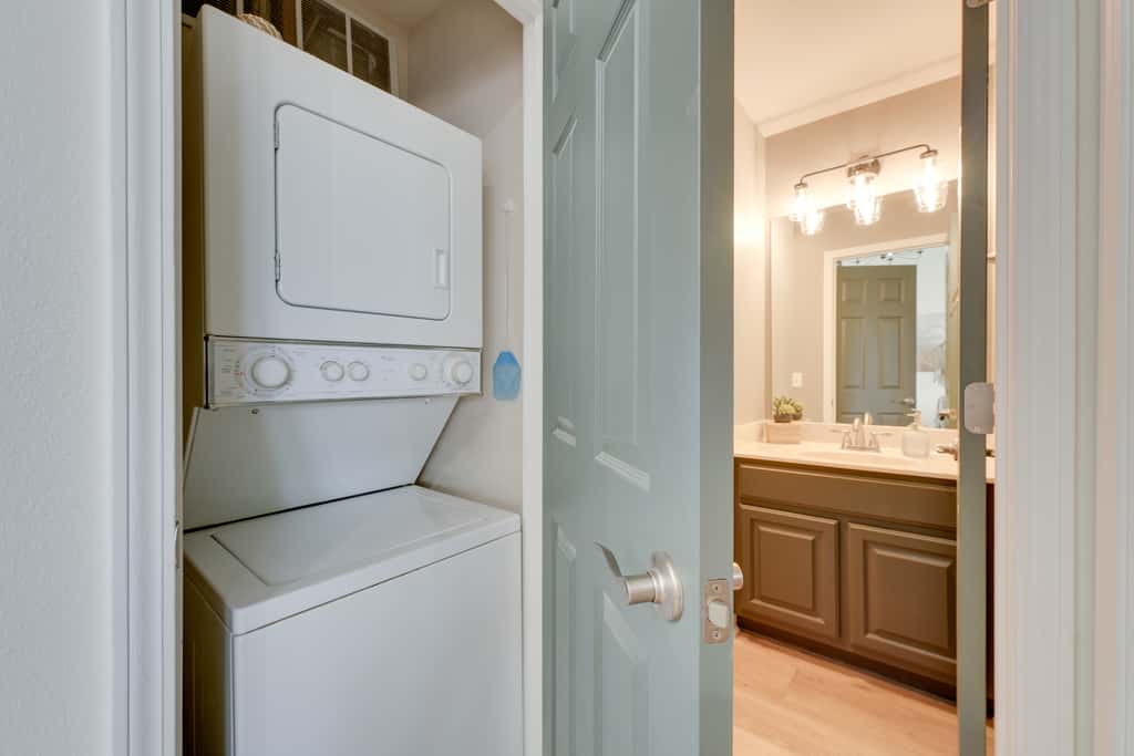 Minutes to SDC | 2 BR Family Retreat