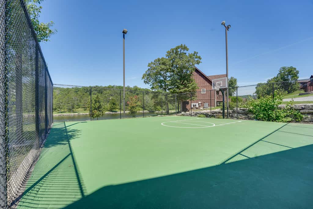 Minutes to SDC | 2 BR Family Retreat