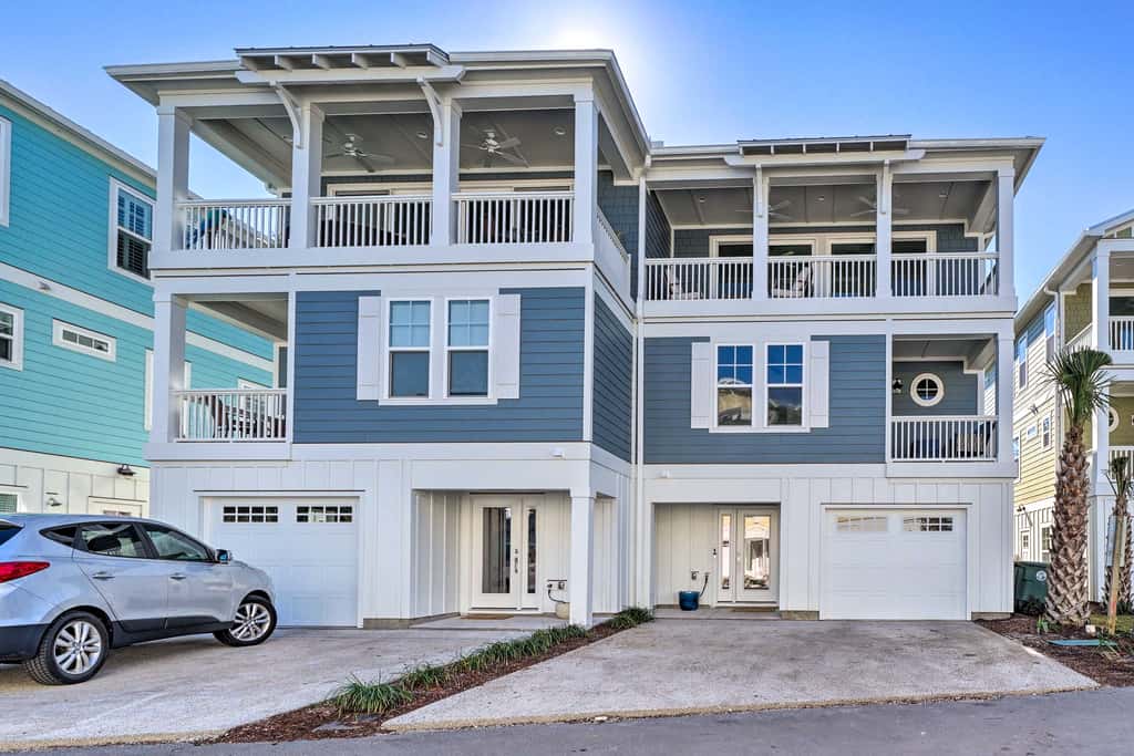 Kure Beach Townhome: Short Walk to the Beach!