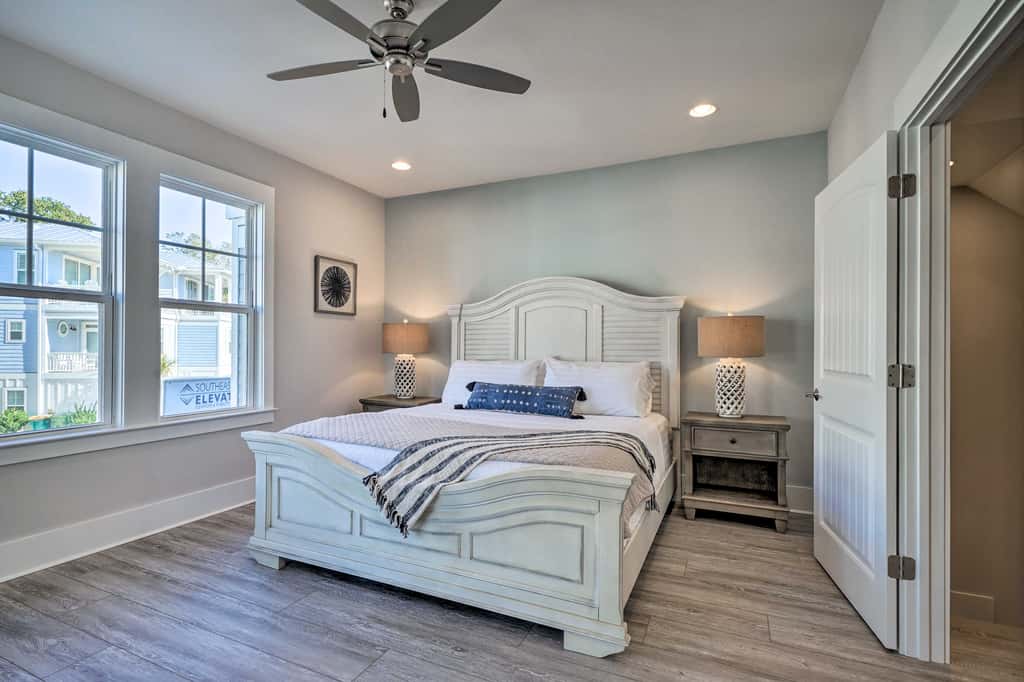 Kure Beach Townhome: Short Walk to the Beach!
