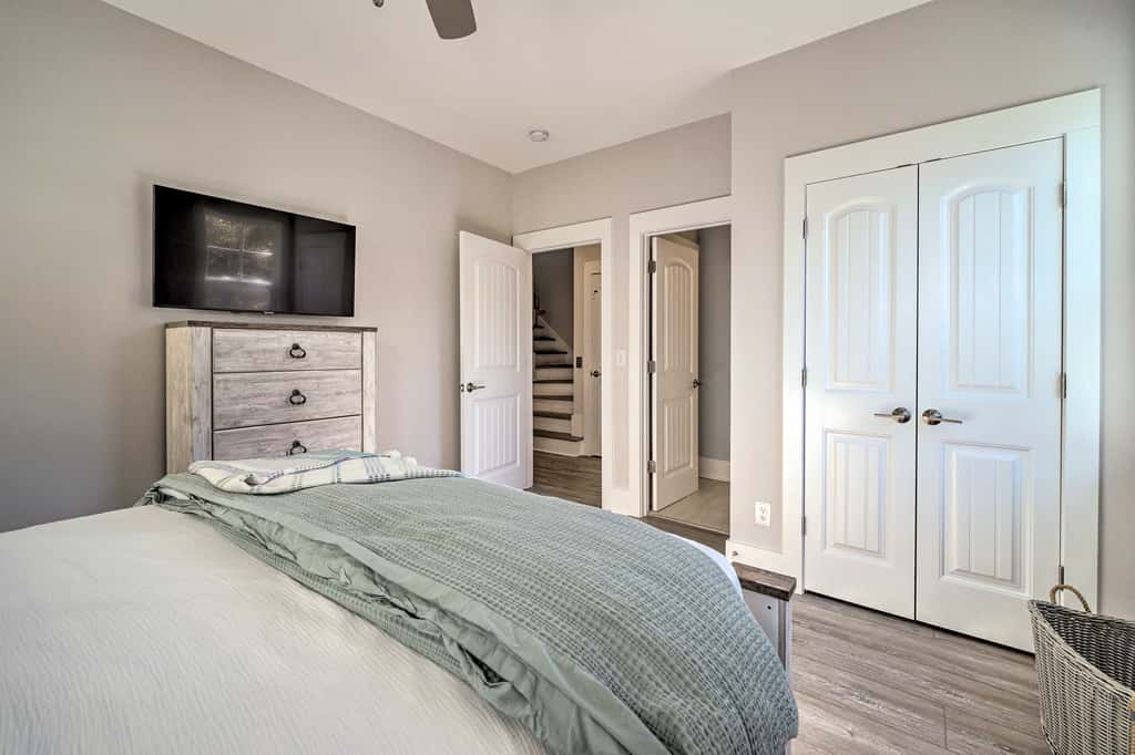 Kure Beach Townhome: Short Walk to the Beach!