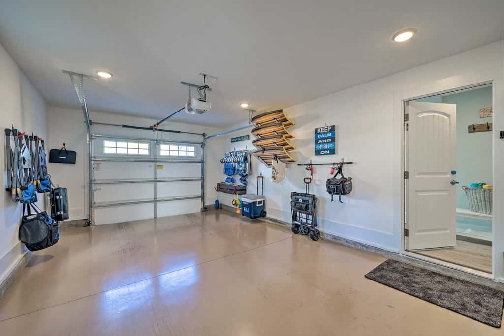 Kure Beach Townhome: Short Walk to the Beach!