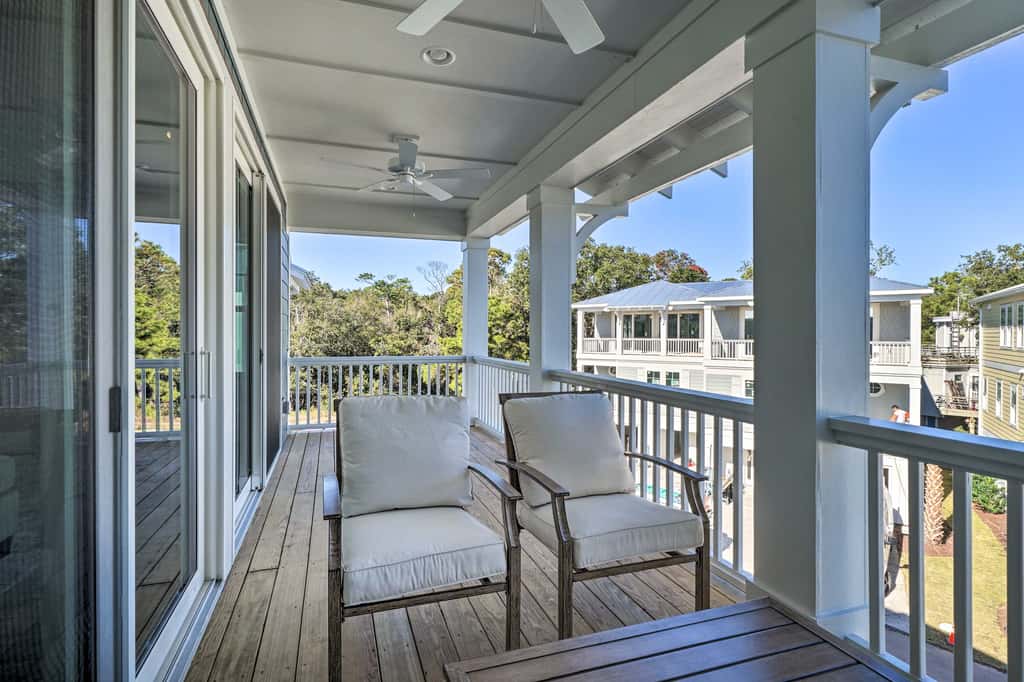 Kure Beach Townhome: Short Walk to the Beach!