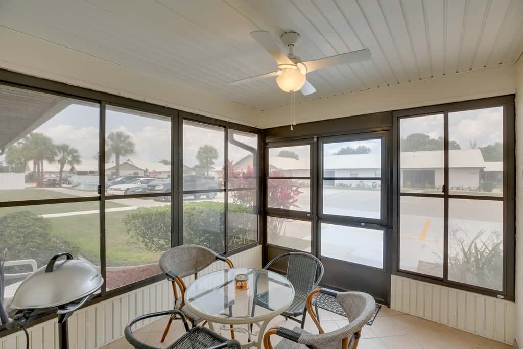 Screened Patio & Grill at Sebring Resort Community