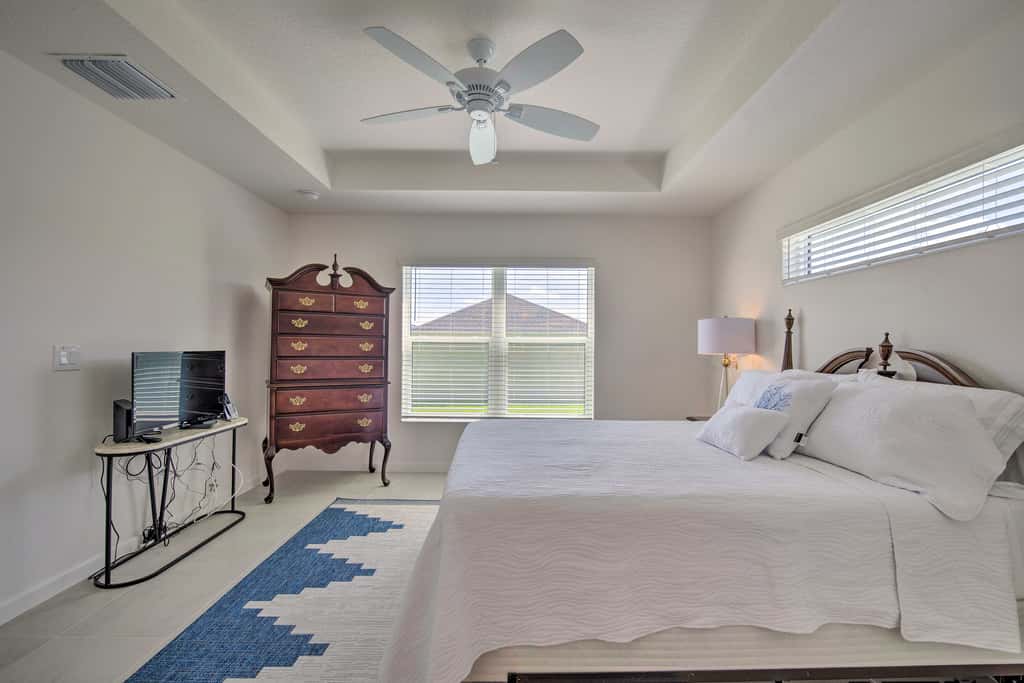 Lanai & Resort Amenities: The Villages Getaway