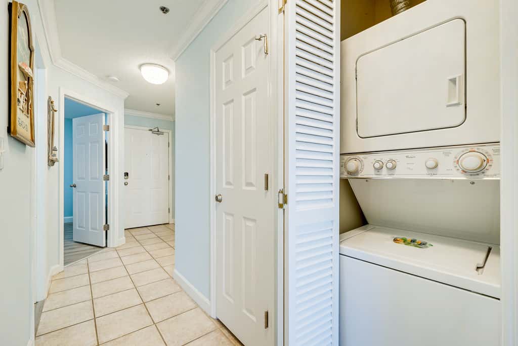 Ocean Views + Resort Pool! N Topsail Beach Condo