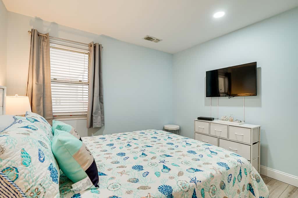 Ocean Views + Resort Pool! N Topsail Beach Condo