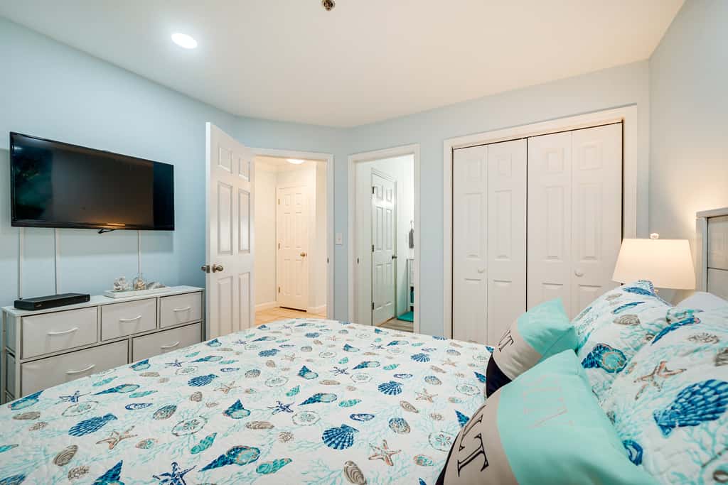 Ocean Views + Resort Pool! N Topsail Beach Condo