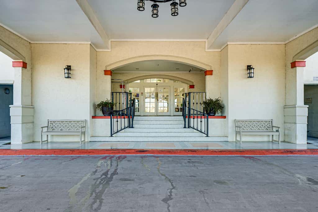 Ocean Views + Resort Pool! N Topsail Beach Condo