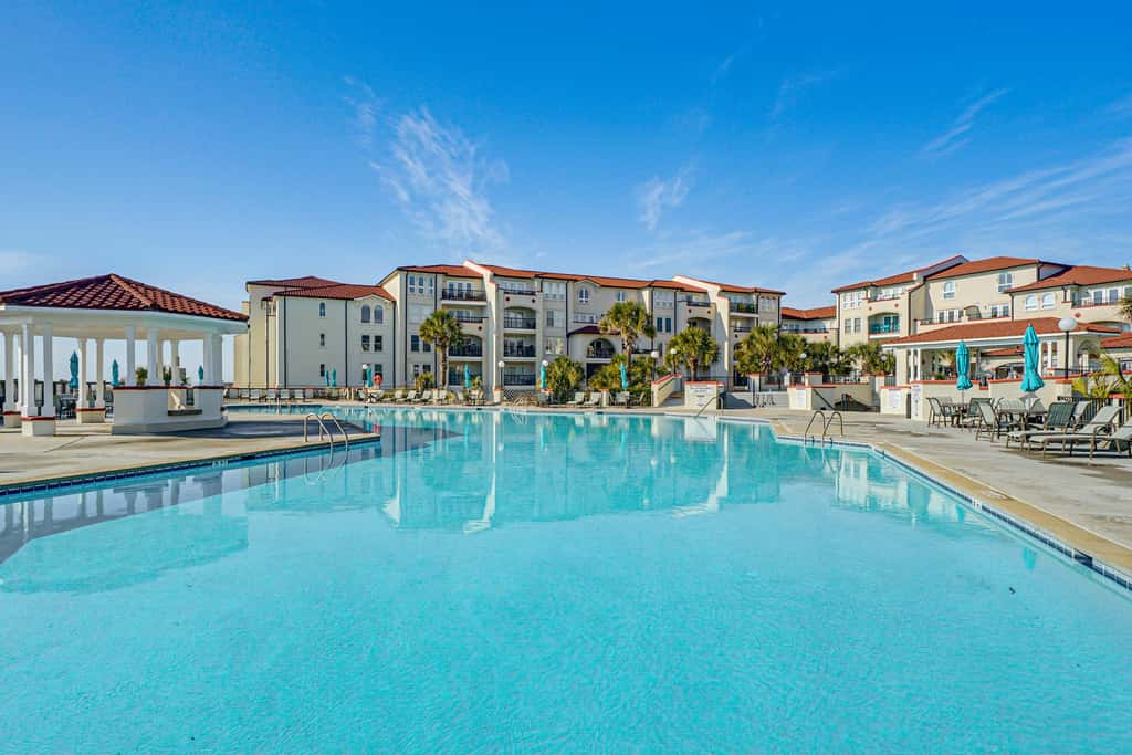Ocean Views + Resort Pool! N Topsail Beach Condo