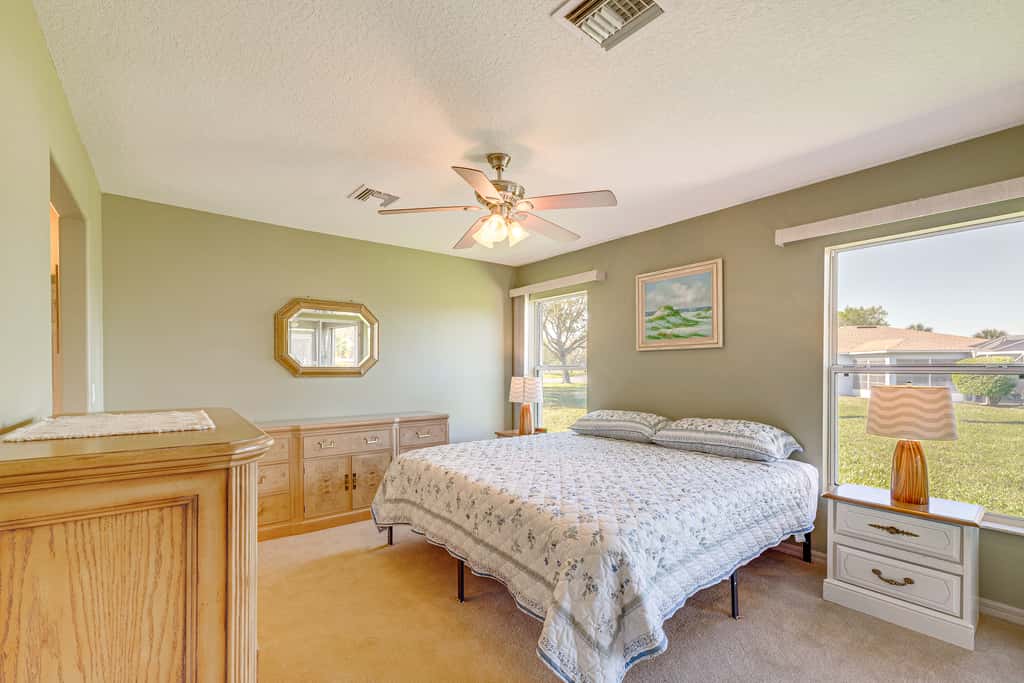 Ocala Home w/ Screened-In Porch & Community Perks!