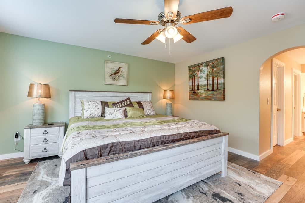 Near Branson Landing / Sister Condo Very Close By!