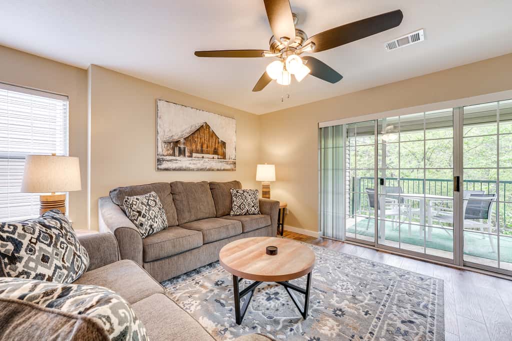 Near Branson Landing / Sister Condo Very Close By!