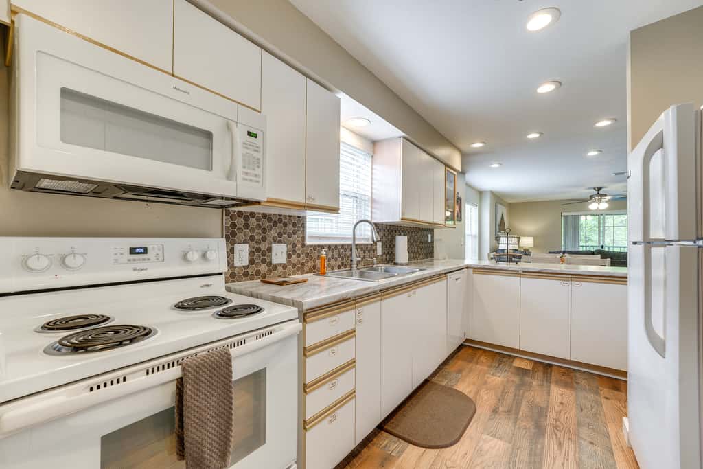 Near Branson Landing / Sister Condo Very Close By!