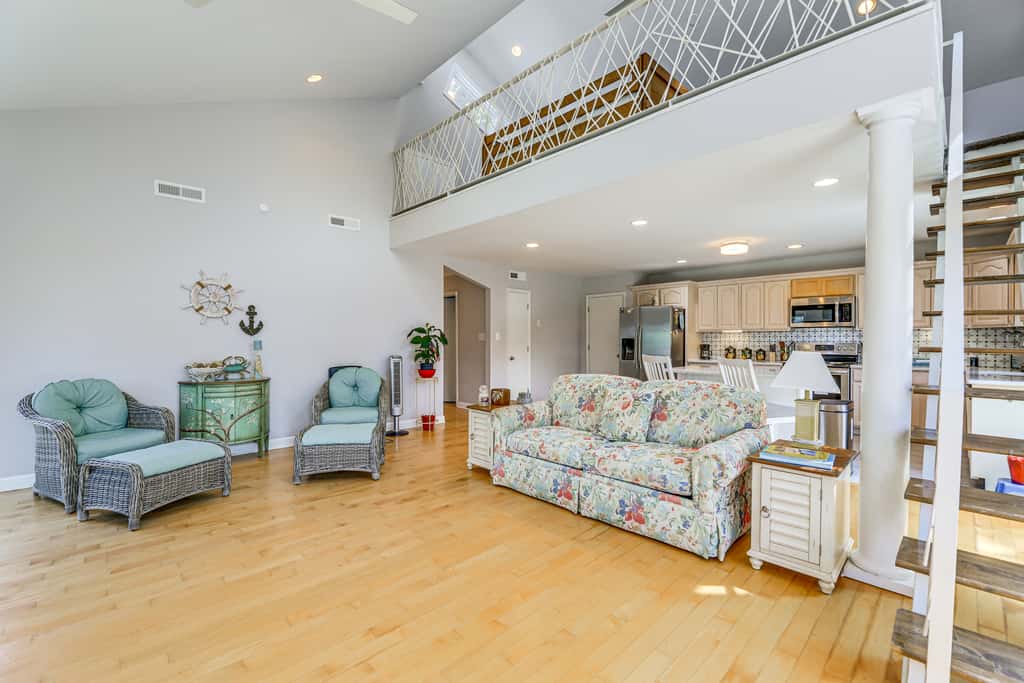 New Bern Home w/ Water View Near Downtown!