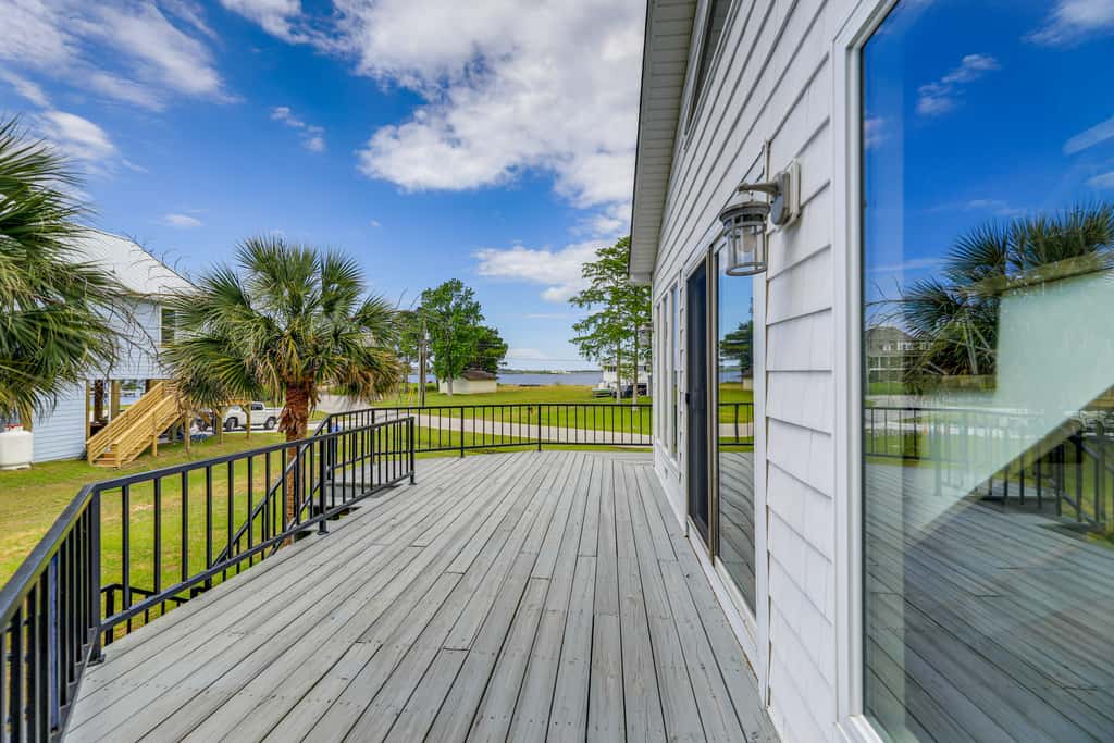 New Bern Home w/ Water View Near Downtown!