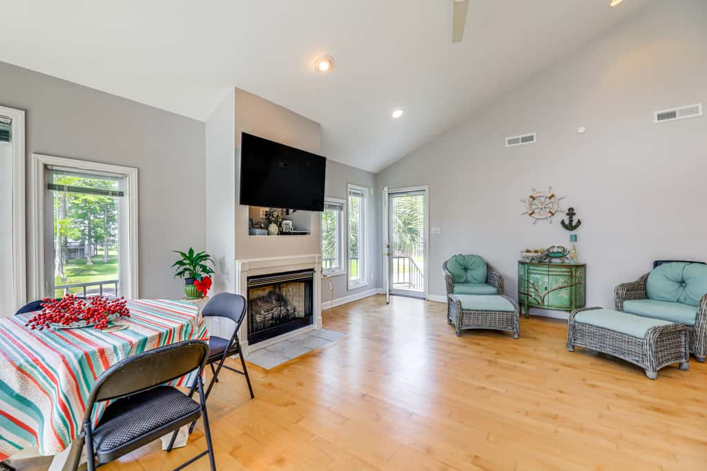 New Bern Home w/ Water View Near Downtown!
