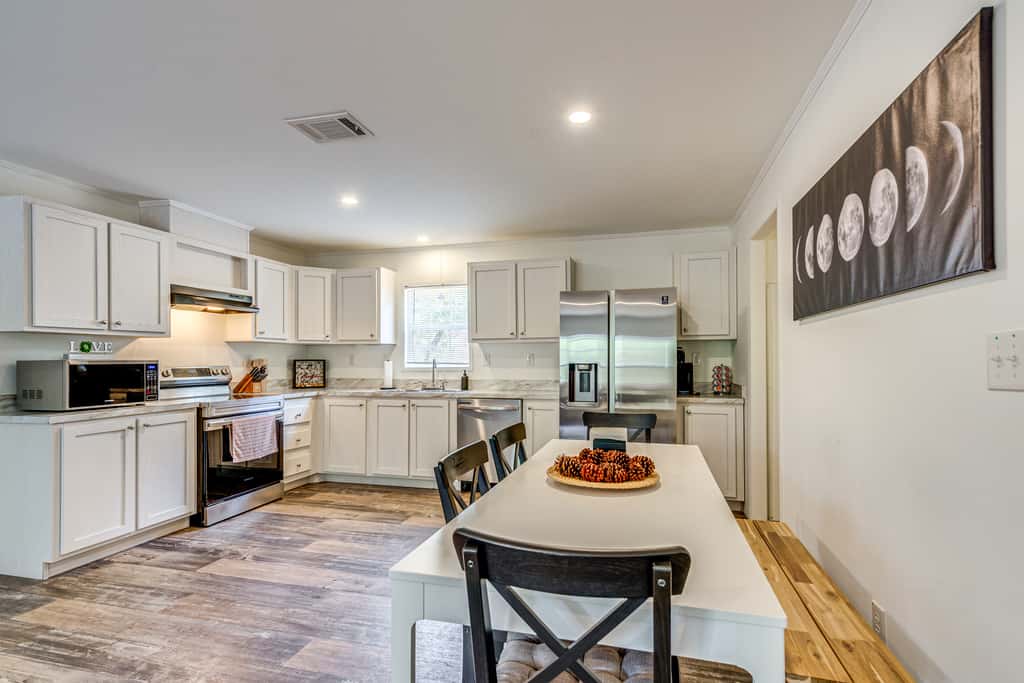 ‘Bovee’s Riverhouse’ Dunnellon Family Getaway!