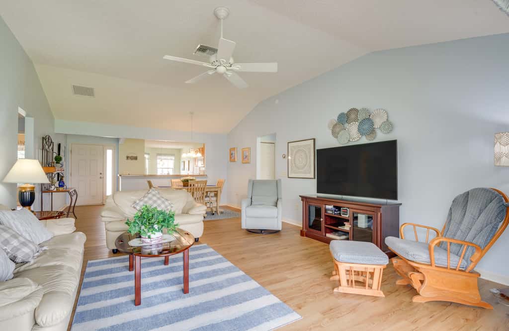 Walk to Community Perks: Home in The Villages