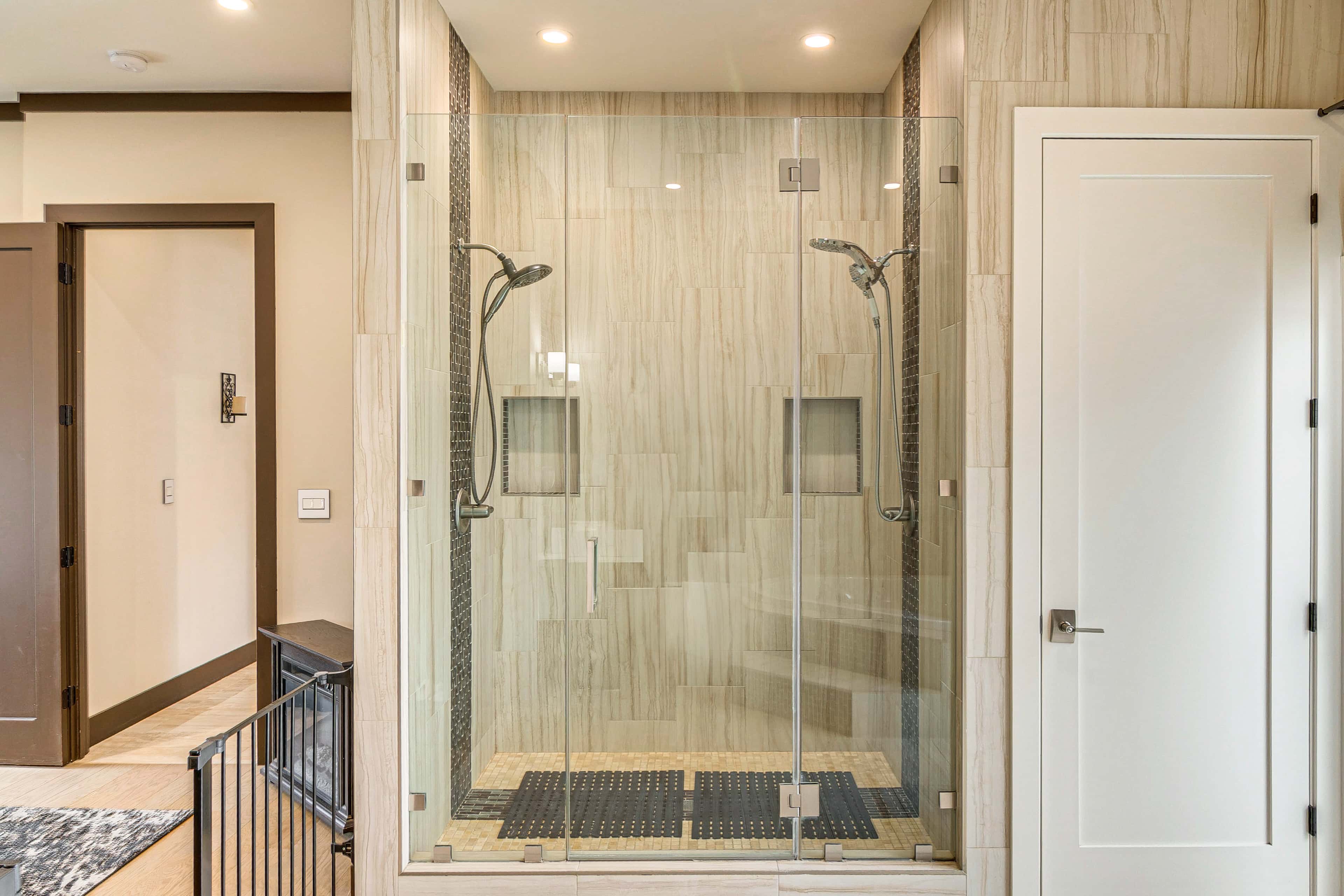 Private Pool + Sauna: Pet-Friendly Reseda Retreat!