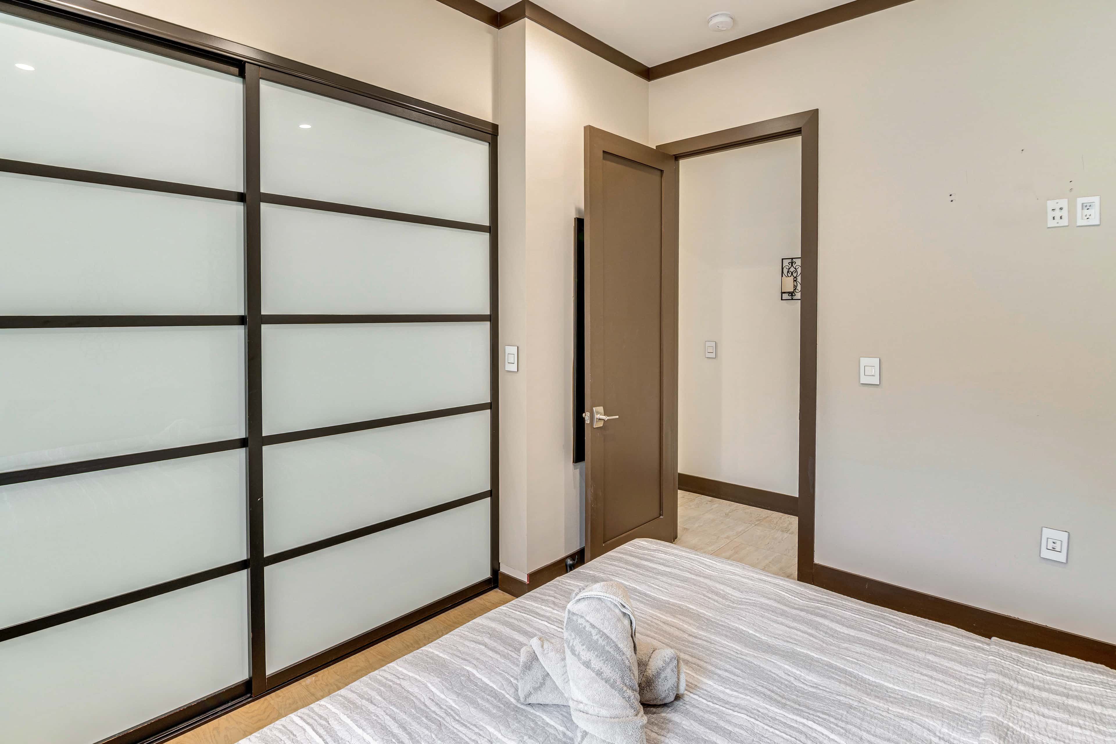 Private Pool + Sauna: Pet-Friendly Reseda Retreat!