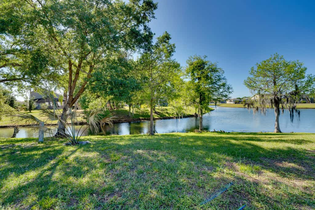 Lake-View Escape w/ Lanai in Kissimmee!