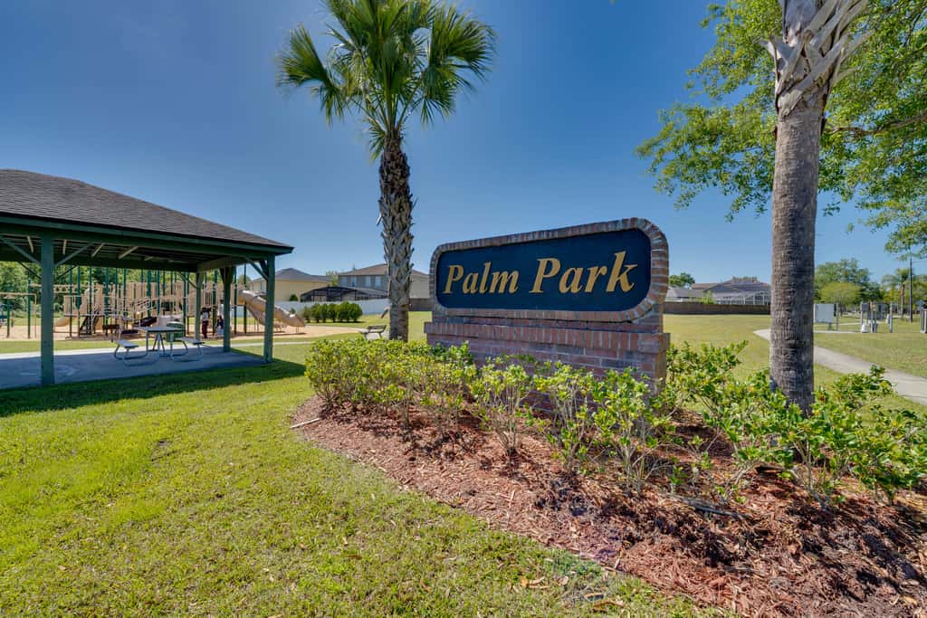 Lake-View Escape w/ Lanai in Kissimmee!