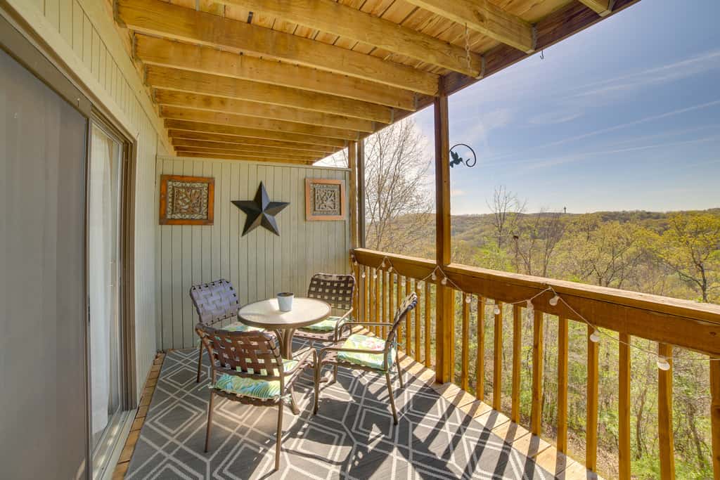 Unwind Fireside: Ozark Mtn Condo w/ Resort Perks!