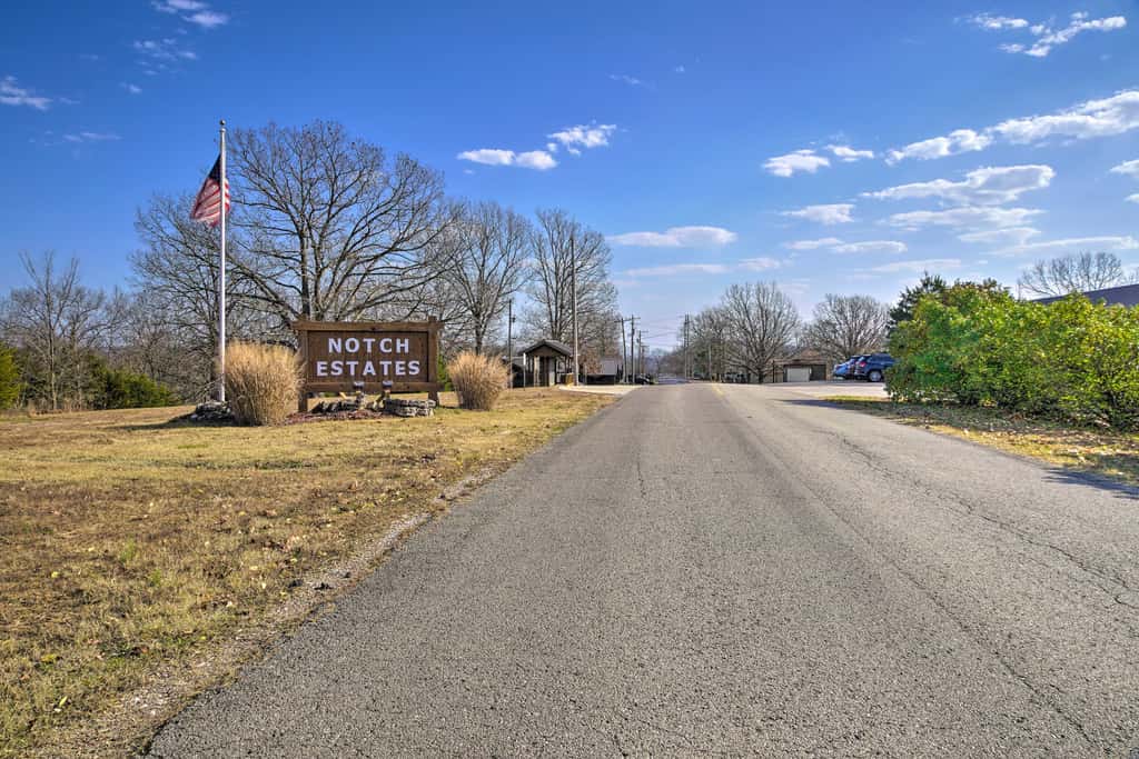 Unwind Fireside: Ozark Mtn Condo w/ Resort Perks!